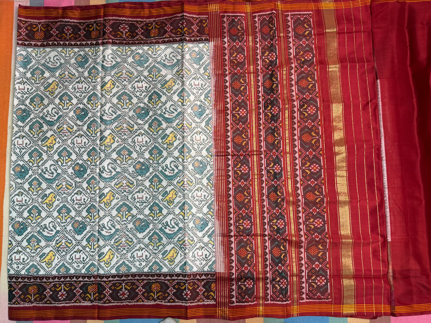 White Narikunj single ikat patola saree