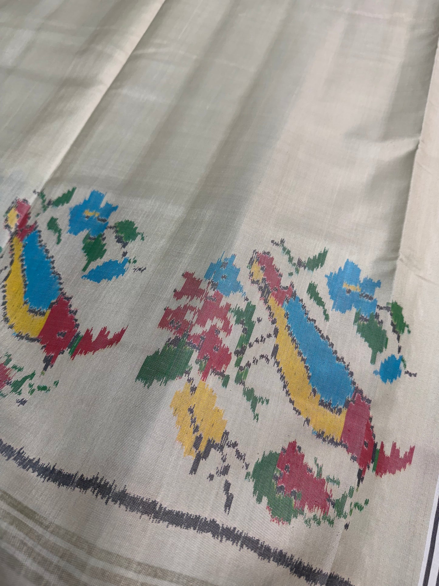 White single ikat patola silk saree